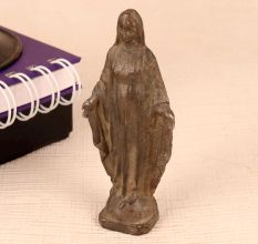 Handcrafted Metal Statue of Mother Mary for Decor