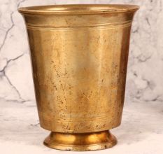 Vintage Golden Finest Brass Glass for Decoration