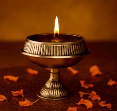 Round Golden Vintage Brass Oil Lamp for Decor