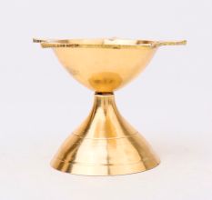 Golden Brass Flower Shaped 5 Wick Oil Lamp