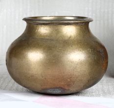Vintage Brass Cooking Pot in Brown Finish for Decoration