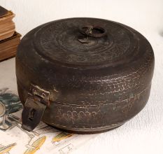 Handcrafted Finest Brass Chapati Box in Brown Finish