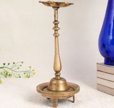 Adorable Vintage Brass Oil Lamp for Decor and Collection
