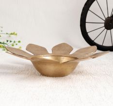 English Art Lotus Brass Pot for Candle Decoration