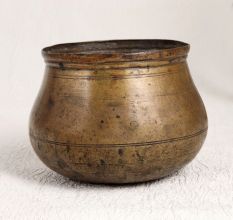 Handmade Vintage Brass Measuring Pot for Decoration