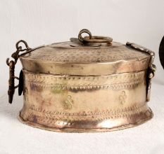 Vintage Finest Brass Jewelry Box for Decoration