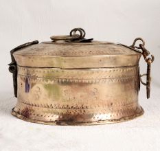 Vintage Finest Brass Jewelry Box for Decoration