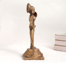 Handcrafted Brass Statue of Lady Standing for Decoration