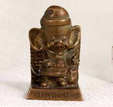 Handmade Finest Brass Rat Statue in English Art