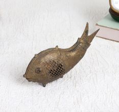 Jali Work Brass Statue of Fish for Home Decor