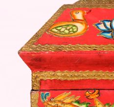 Hut Shape Beautiful Wooden Box for Home Decoration
