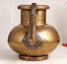 South Indian Art Water Pot with Spout Made of Brass