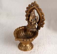 Handmade Brown Finish Brass Aarti Oil Lamp for Prayer