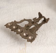 Handcrafted Finest Brass Aarti Oil Lamp with Cobra Handle