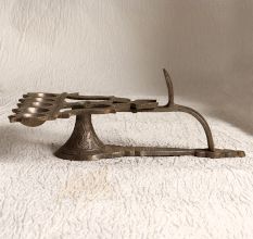 Handcrafted Finest Brass Aarti Oil Lamp with Cobra Handle
