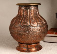 Engraved Finest Copper Pot in Islamic Art for Decoration