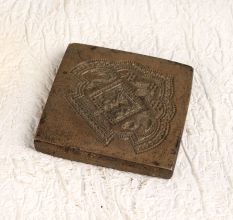 Handcrafted Bell Metal Jewelry Mold in Antique Brown Finish