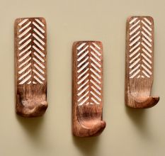 3 Pieces Wooden Self Adhesive Brown Hooks