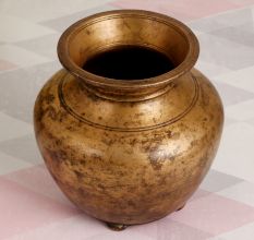 Plain South Indian Art Water Pot Made of High-Quality Brass