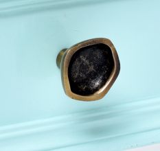 Pentagon Iron Kitchen Cabinet Knobs for Drawer