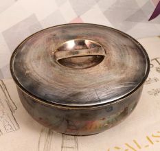 Finest White Metal Food Box for Decoration and Collection