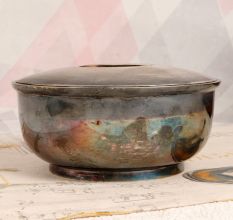 Finest White Metal Food Box for Decoration and Collection