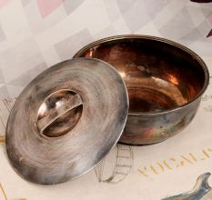 Finest White Metal Food Box for Decoration and Collection