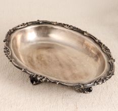 Vintage Finest White Metal Food Tray in Silver Finish