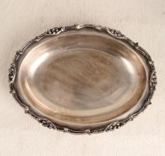 Vintage Finest White Metal Food Tray in Silver Finish