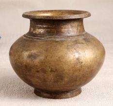 Plain Vintage Brass Holy Water Pot for Prayer Room