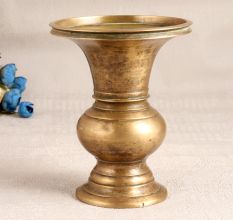 Vintage Brown Finish Flower Pot Made of Finest Brass