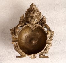 Handmade Nepalese Art Ashtray Made of High-Quality Brass