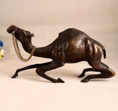 High-Quality Brass Statue of Camel Sitting for Home Decor