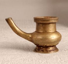 Small Finest Brass Water Pot with Spout for Home Decoration