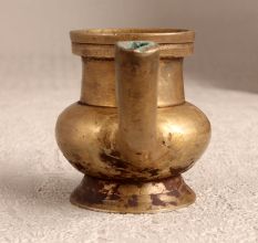 Small Finest Brass Water Pot with Spout for Home Decoration