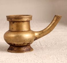 Small Finest Brass Water Pot with Spout for Home Decoration