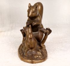 Handmade English Art Brass Statue of Squirrel Family for Decor