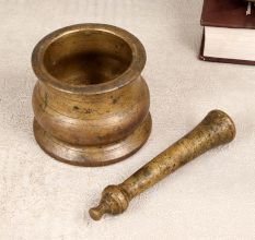 Vintage Brown Brass Mortar and Pestle Spice Grinder for Decor