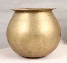 Handcrafted South Indian Holy Flower Pot Made of Brass