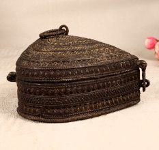 Heart-Shaped Finest Brass Jewelry Box for Decoration