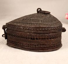 Beautiful Vintage Finest Brass Jewelry Box in Heart Shape
