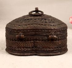 Beautiful Vintage Finest Brass Jewelry Box in Heart Shape