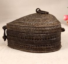 Vintage Finest Brass Jewelry Box in Heart Shape for Decor