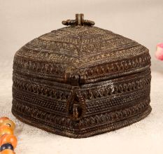 Beautiful High-Quality Brass Jewelry Box for Home Decor