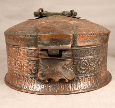 Handmade Round Jewelry Box Made of Premium Copper