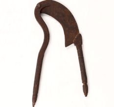 Vintage Finish Betel Nut Cutter Sarota Made of Iron