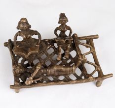 Brown Finish Brass Tribal Art Figure for Home Decoration