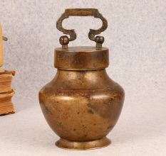 Traditional High-Quality Brass Gangajali Pot for Home Decor