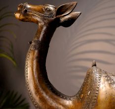 Handmade Beautiful Camel Statue with Wheels Made of Brass