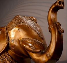 Indian Handcrafted Brass Elephant Statue in Pair for Decoration